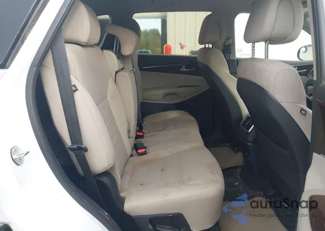 2016 Kia Sorento 2.4L Lx from USA, damaged, VIN 5XYPG4A30GG144601